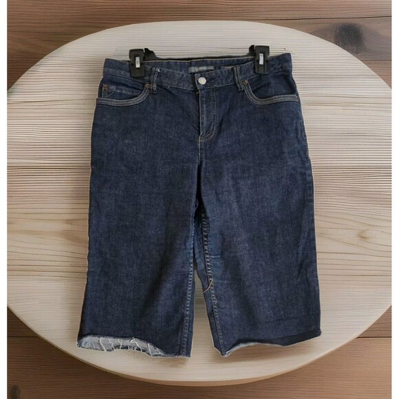 Liz Claiborne Womens Petite 8R Denim Jean Shorts CutOff Cropped Boyfriend Modest - Picture 1 of 11